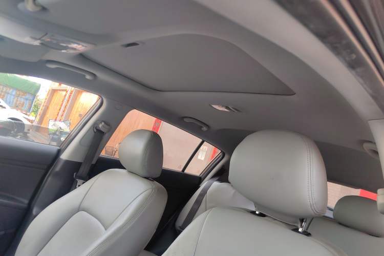 Used Kia Sportage R 2015 2.0L Automatic Two-Wheel Drive GL
