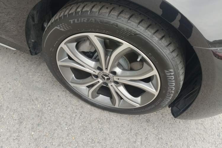 Used Mercedes-Benz E-Class 2023 E 300 L Sporty and Stylish Model
