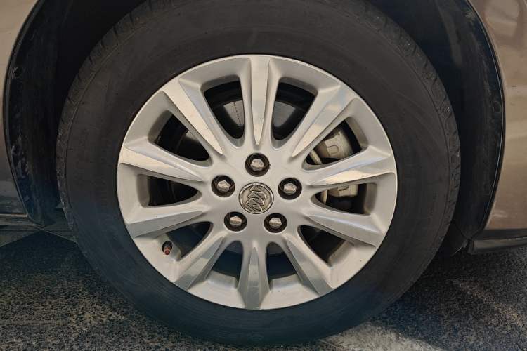 Used Buick GL8 2011 3.0L XT Luxury Business Flagship Edition
