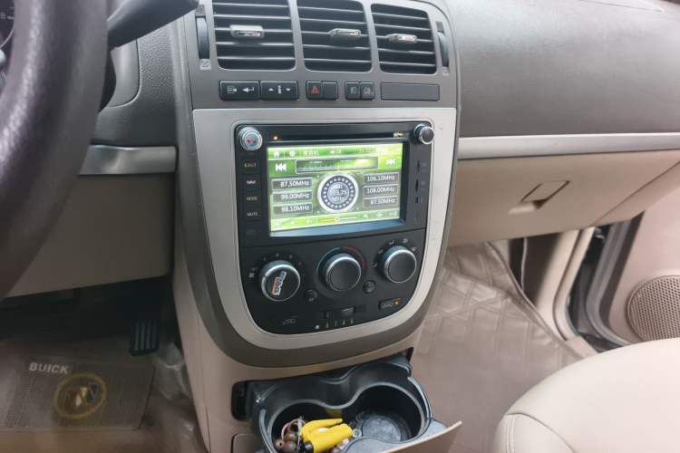 Used Buick GL8 2013 2.4L Classic Edition