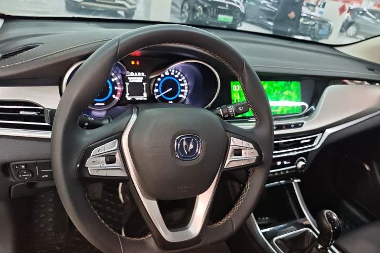 Used CHANGAN Eado 2019 High-Energy Edition 1.6L GDI Manual Pioneer Model China VI Standard
