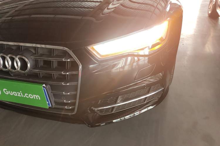 Used Audi A6L 2018 30th Anniversary Edition 30 FSI Style Model
