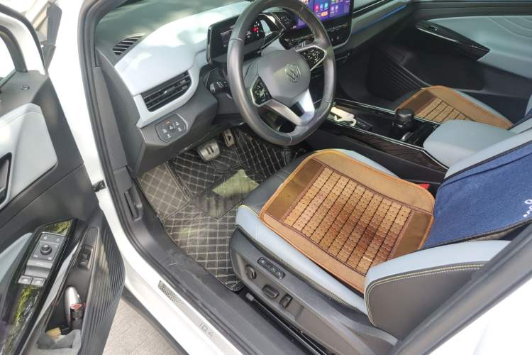 Used Volkswagen ID.4 X 2023 Smart Enjoyment Long-Range Version Driver Seat