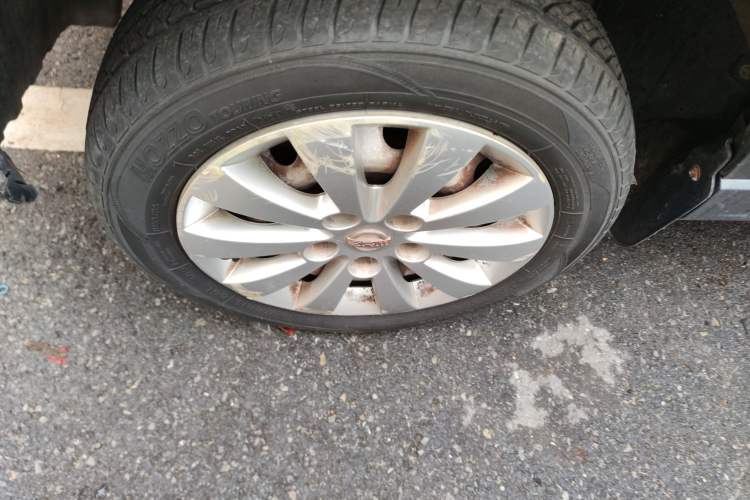 Used Jinbei Gold Hiace M Classic 2022 1.5L Travel Lion Passenger Vehicle 5 Seats