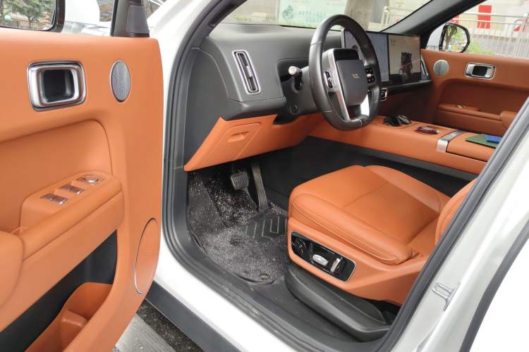 Used Li Auto L7 2023 Max model
