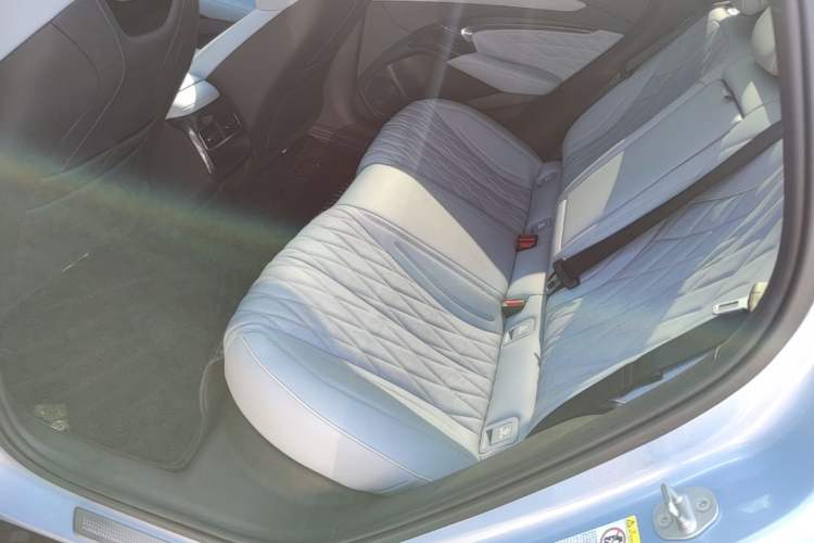 Used BYD Seal 2022 700 km Long-Range Rear-Wheel-Drive Version
