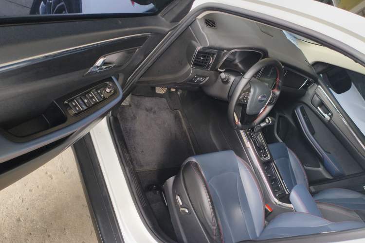 Used SWM G05 2021 PRO 1.5T Automatic Prestige 7-seater
