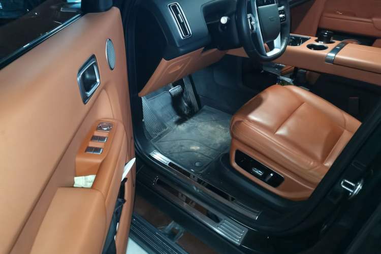 Used Li Auto L8 2023 Pro Model
