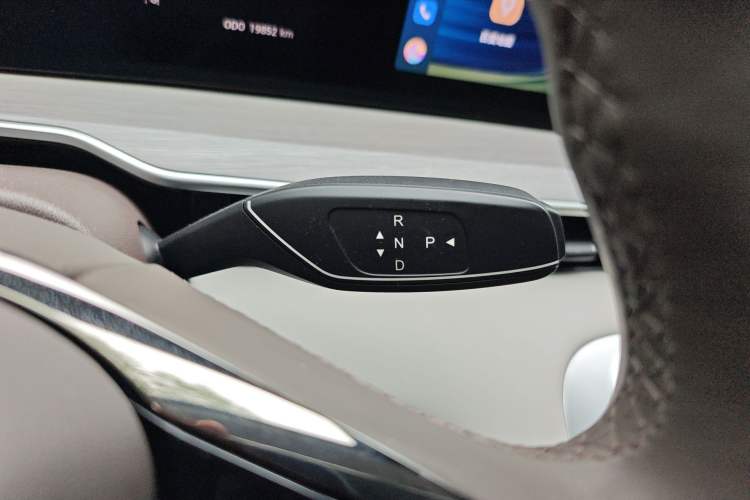 Used EXEED Stellar C-DM 2025 100 Long-Range Pro Two-Wheel Drive Gear Lever