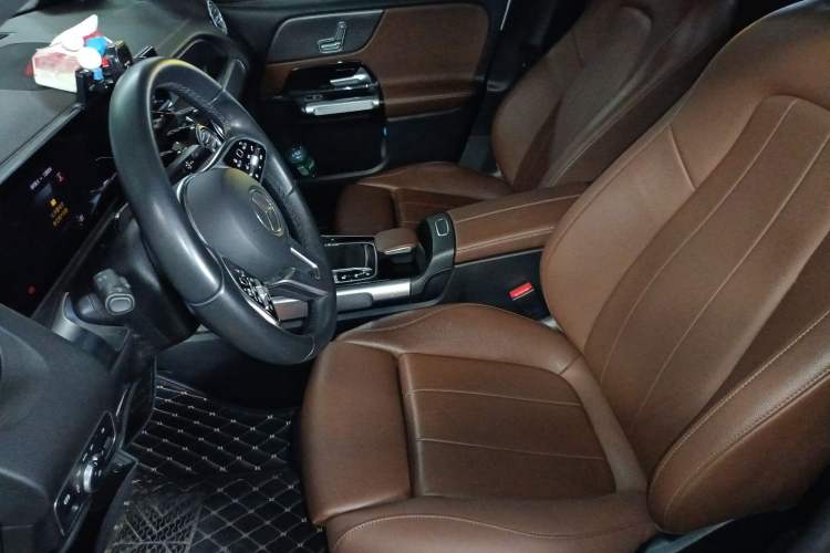 Used Mercedes-Benz GLB 2020 GLB 200 Stylish Edition Left Front Seat