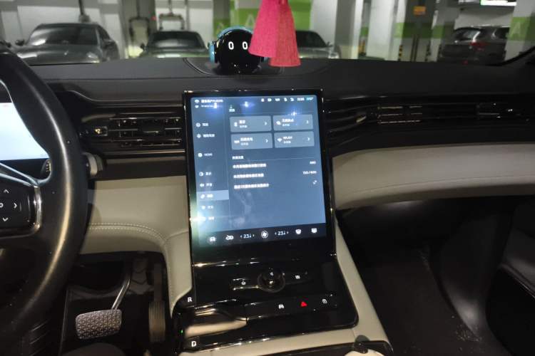 Used Nio ES8 2020 415 km Range 6-Seater Version
