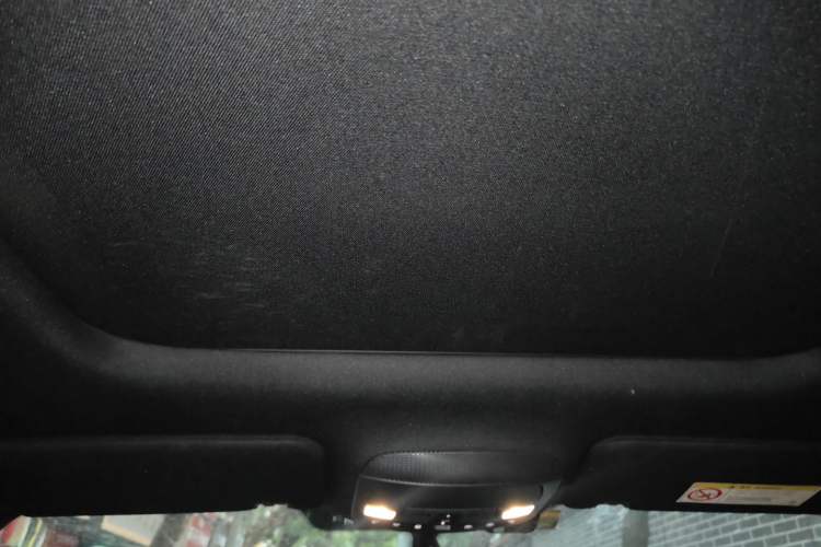 Used Lincoln MKC 2014 2.0T Two-Wheel-Drive Luxury Edition
