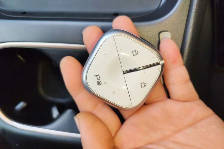 Used Baojun Yunhai 2024 140km Plug-in Hybrid Version
