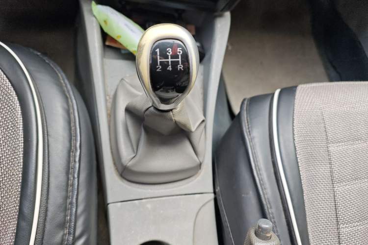 Used Soueast V3 Lingyue 2011 1.5L Manual Comfort Edition