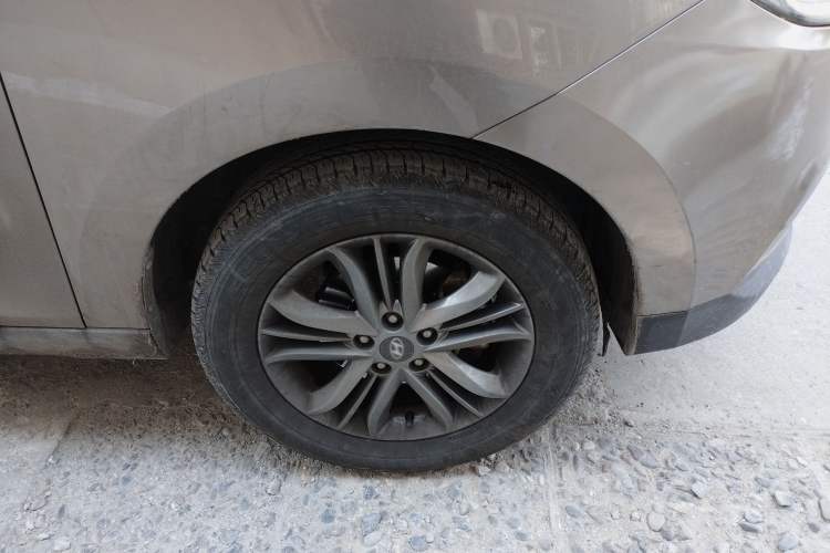 Used Hyundai ix35 2013 2.0L Automatic Two-Wheel Drive Smart GLS China IV Standard