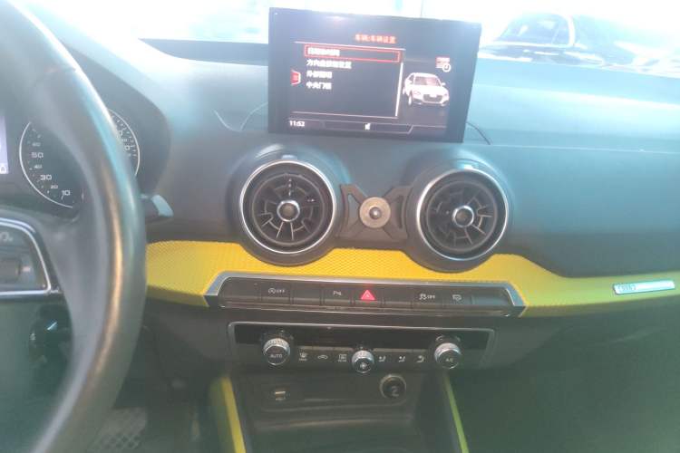 Used Audi Q2L 2018 35 TFSI Fashion Dynamic Version China V Emission Standard
