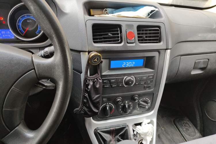 Used CHANGAN KAICHENG Ruixing M90 2018 2.0L Value-Added Flat-Top Liftback 6-Seater 4G94S