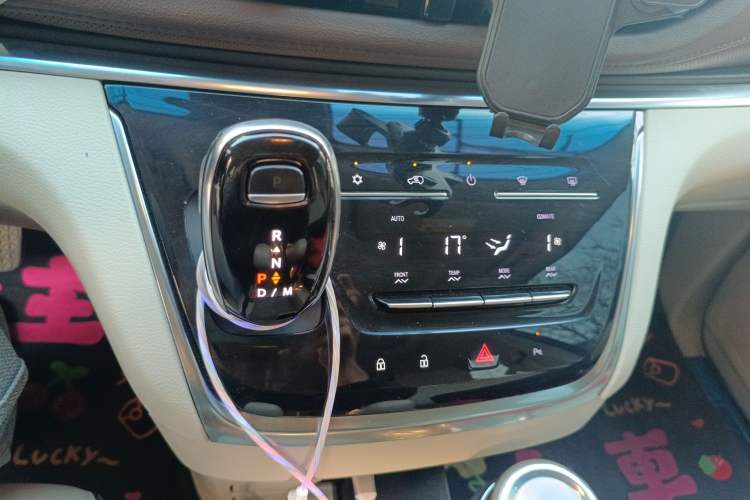 Used Buick GL8 2021 Land Cruiser Executive Class 652T Comfort Model Gear Lever