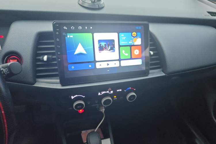 Used Honda Fit 2021 1.5L CVT Trend Edition Audio And AC Panel