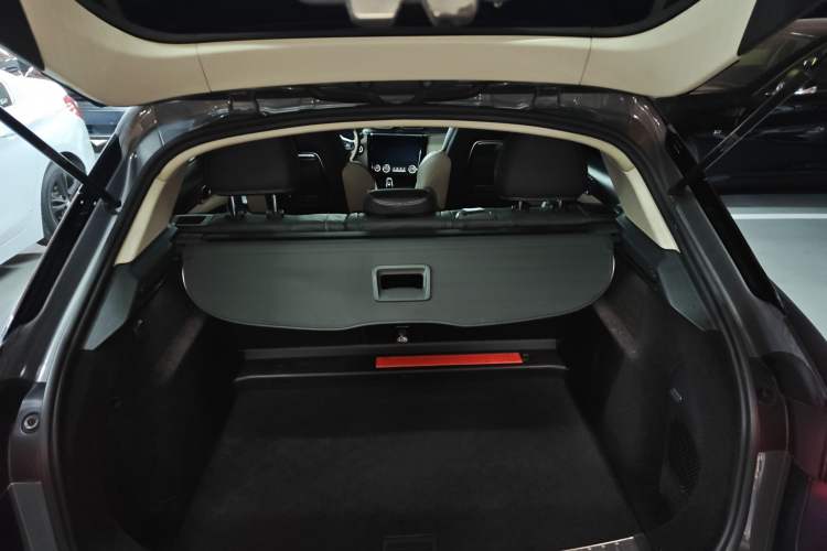 Used Lynk & Co 02 2018 1.5T DCT Two-Wheel Drive Zhaopu Version China V Standard
