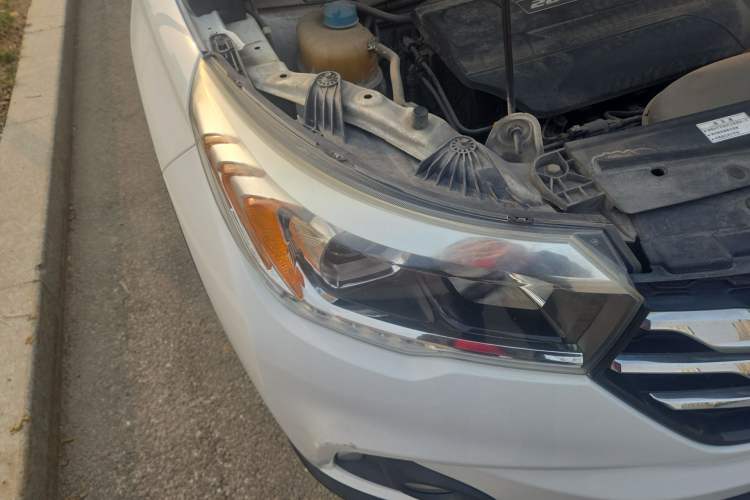 Used GAC Trumpchi GS4 2015 200T G-DCT Elite Edition Right Front Headlight