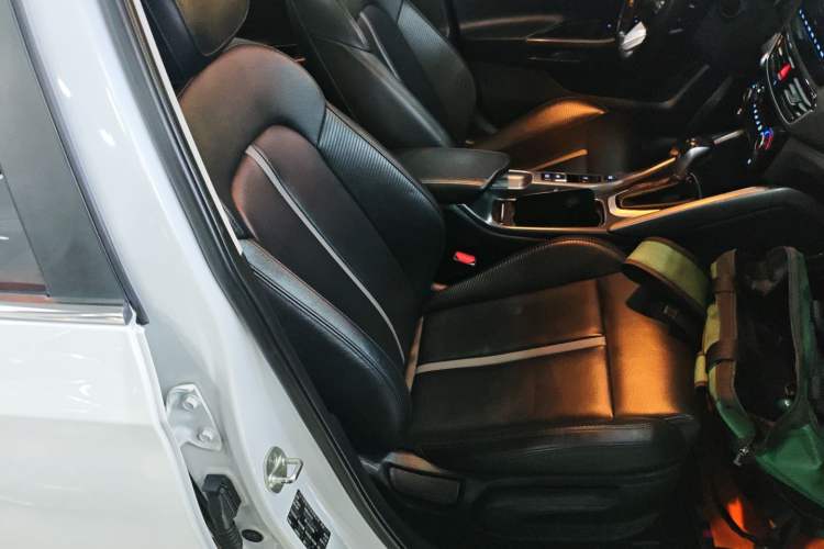 Used Hyundai Lafesta 2019 280TGDi Sport Edition China VI Right Front Seat