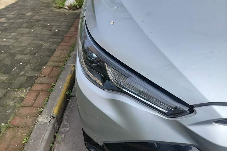 Used Toyota FRONTLANDER 2023 2.0L CVT Leading Edition Right Front Headlight