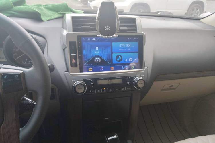 Used Toyota Prado 2014 2700 TX 7-Seater Middle East Version