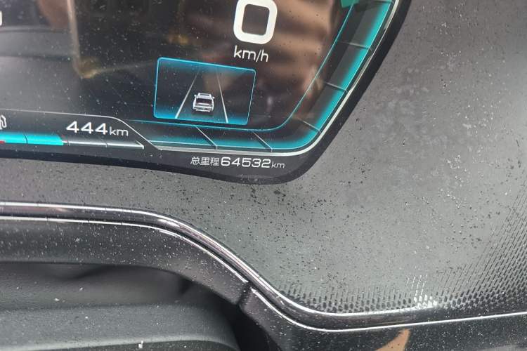 Used BYD Tang New Energy 2021 DM-i 112KM Prestige Model Odometer Close Up
