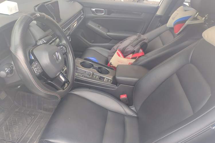 Used Honda Integra 2022 240TURBO CVT Technology Edition Left Front Seat