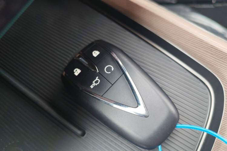 Used CHANGAN Eado PHEV 2025 Smart New Blue Whale 145KM Battleship Edition