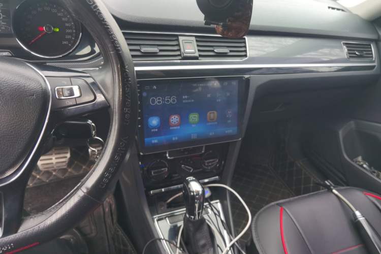 Used Volkswagen C-TREK 2017 230TSI DSG Comfort Version Audio And AC Panel