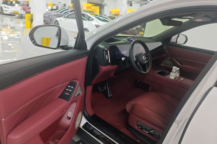 Used Hima AITO M8 2025 Extended-Range Ultra Version 53.4 kWh 6-Seater Edition
