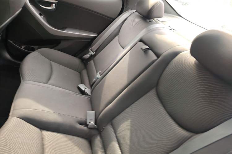 Used Hyundai Elantra (5th Generation / Langdong) 2016 1.6L Automatic Prestige Model