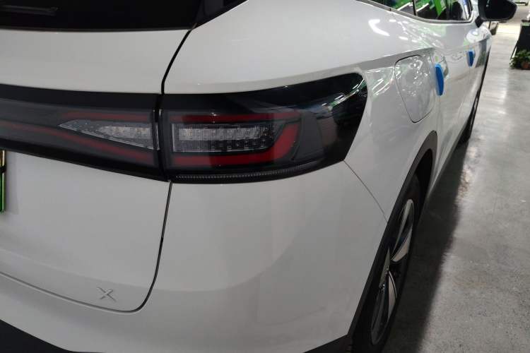 Used Volkswagen ID.4 X 2025 Smart Version Pure & Intelligent Enjoyment Edition
