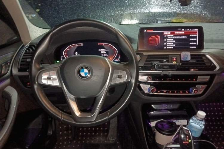 Used BMW X3 2021 xDrive28i Luxury Package Steering Wheel
