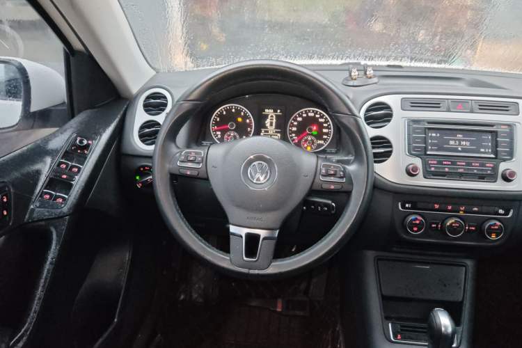 Used Volkswagen Tiguan L 2015 1.8TSI Automatic Two-Wheel Drive Comfort Edition