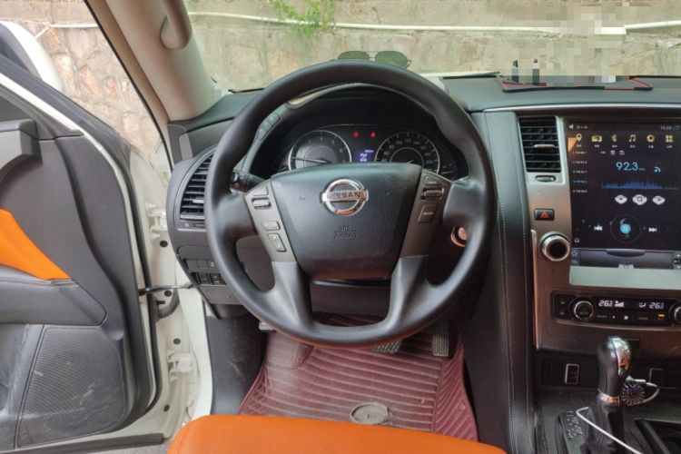 Used Nissan Patrol 2018 4.0L LinkedIn Edition Steering Wheel