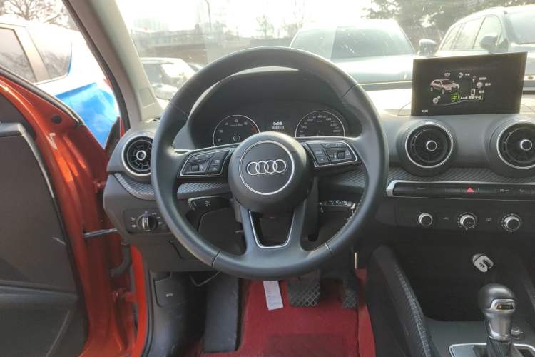 Used Audi Q2L 2018 35 TFSI Launch Exclusive Edition China VI
