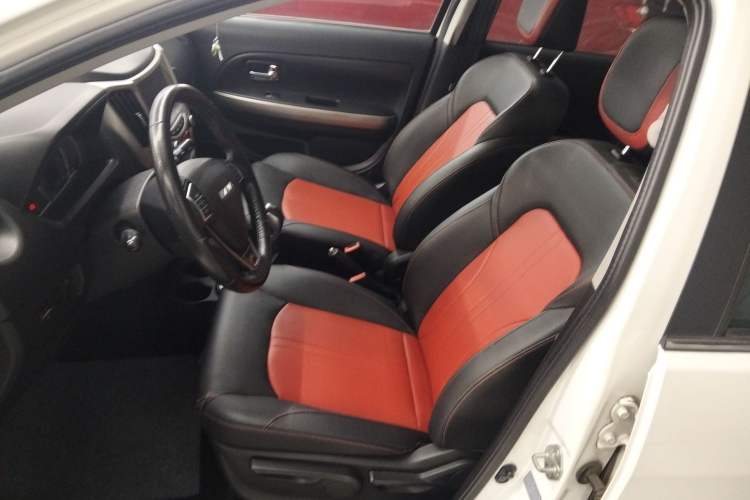 Used Haval H1 2017 Red-Label 1.5L AMT Luxury Model