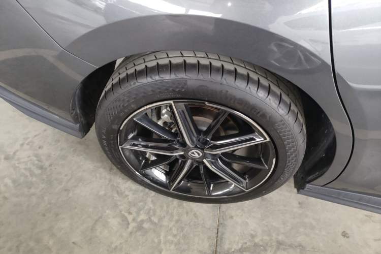 Used CHANGAN UNI-V 2023 1.5T Prestige Model
