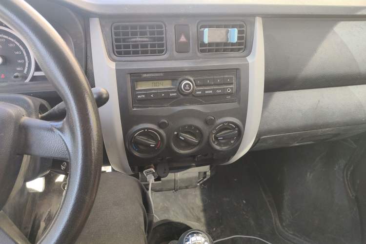 Used CHANGAN KAICHENG Star 3 2015 1.0L Value Edition Non-Air-Conditioned C10 Audio And AC Panel