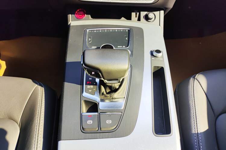 Used Audi Q5L 2020 Updated 40 TFSI Prestige Fashion Edition