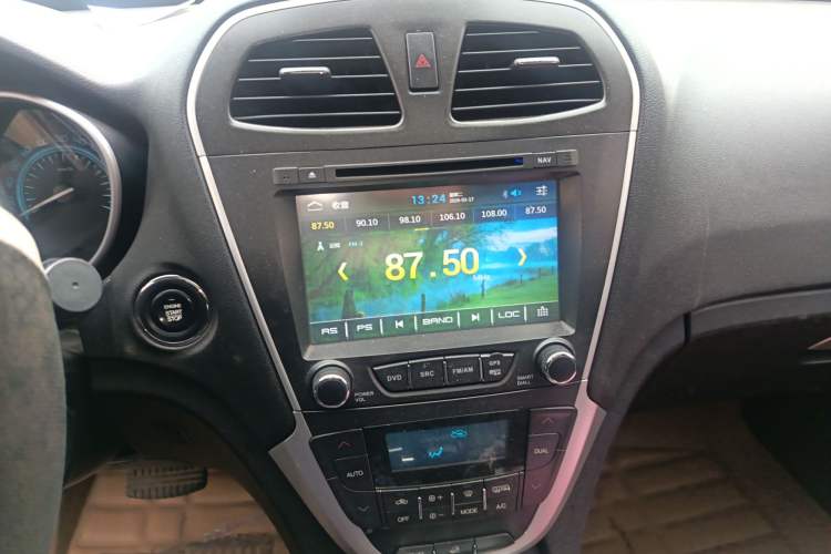 Used GAC Trumpchi GS5 2014 2.0L Automatic Two-Wheel Drive Anniversary Value Edition
