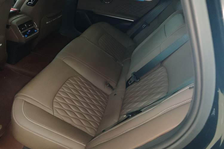 Used BYD Han 2024 DM-i Glory Edition 121KM Prestige Model