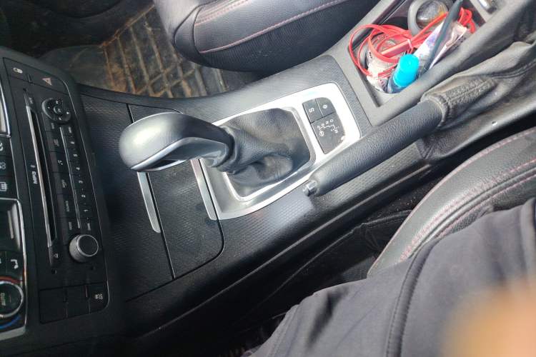 Used Citroen C5 2014 1.6T Automatic Luxury Model Gear Lever
