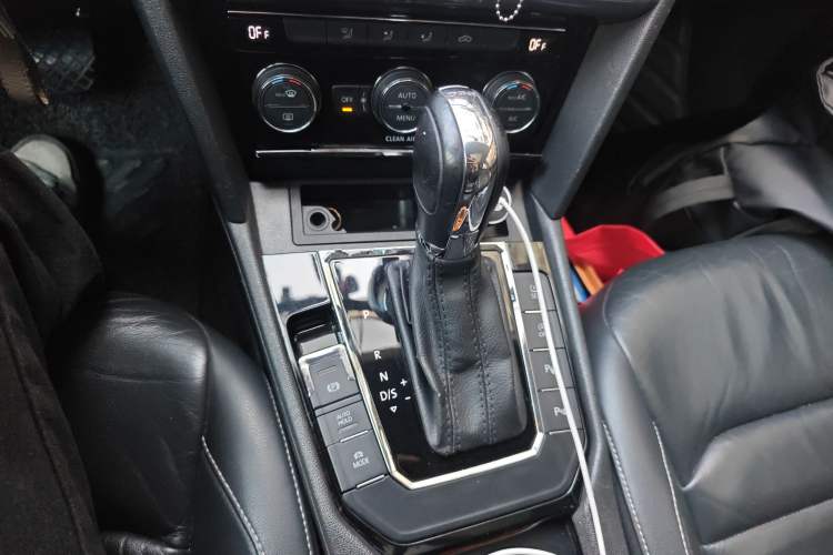 Used Volkswagen Lamando 2015 280TSI DSG Comfort Edition
