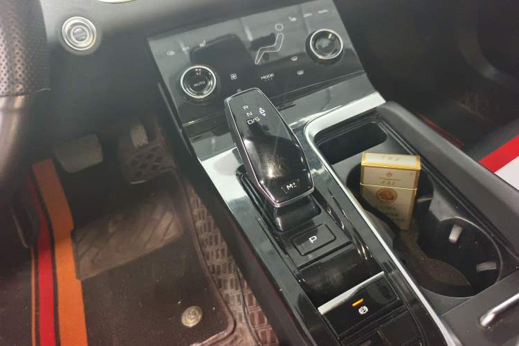 Used Bestune B70 2022 1.5T Automatic 15th Anniversary Classic Edition
