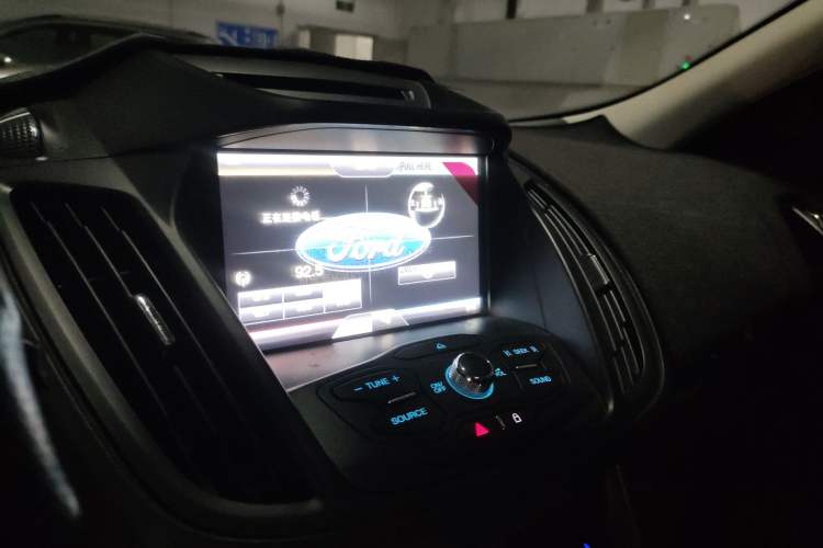 Used Ford Kuga 2015 1.5L GTDi Four-Wheel-Drive Elite Model