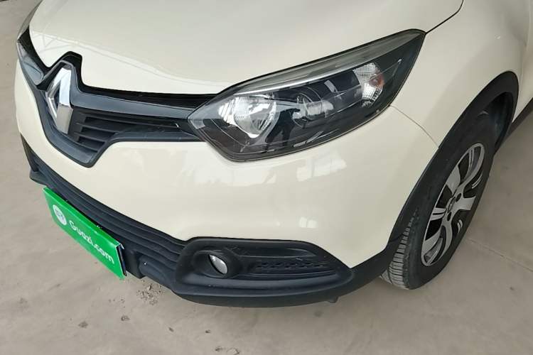 Used Renault Captur 2015 1.2T Automatic Standard Edition
